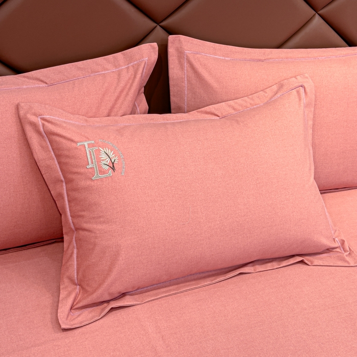 91家纺网 家纺一手货源 找家纺 U品汇 2024新品生态加厚长绒棉纯棉绣花全棉磨毛刺绣四件套宽边款直播 漫步梧桐-胭脂红