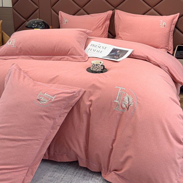 91家纺网 家纺一手货源 找家纺 U品汇 2024新品生态加厚长绒棉纯棉绣花全棉磨毛刺绣四件套宽边款直播 漫步梧桐-胭脂红