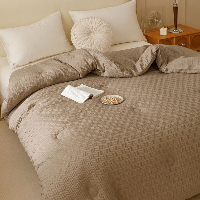 91家纺网 家纺一手货源 找家纺 卡派 2024新款水洗华夫格大豆纤维被卡其