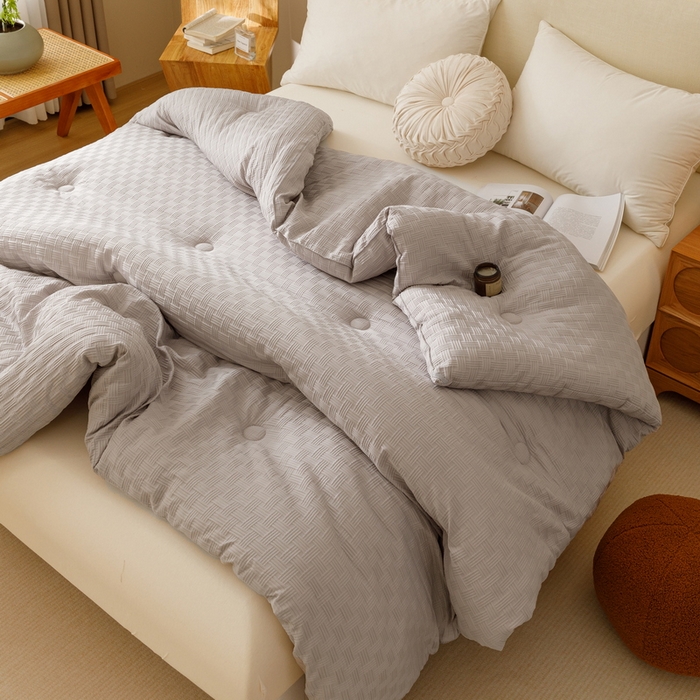 91家纺网 家纺一手货源 找家纺 卡派 2024新款水洗华夫格大豆纤维被绅士灰