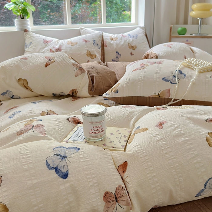 91家纺网 家纺一手货源 找家纺 阿曼达 2024新款ins博主风巨柔软的肌理感泡泡m云朵m水洗m印花四件套 云朵m-蝶梦