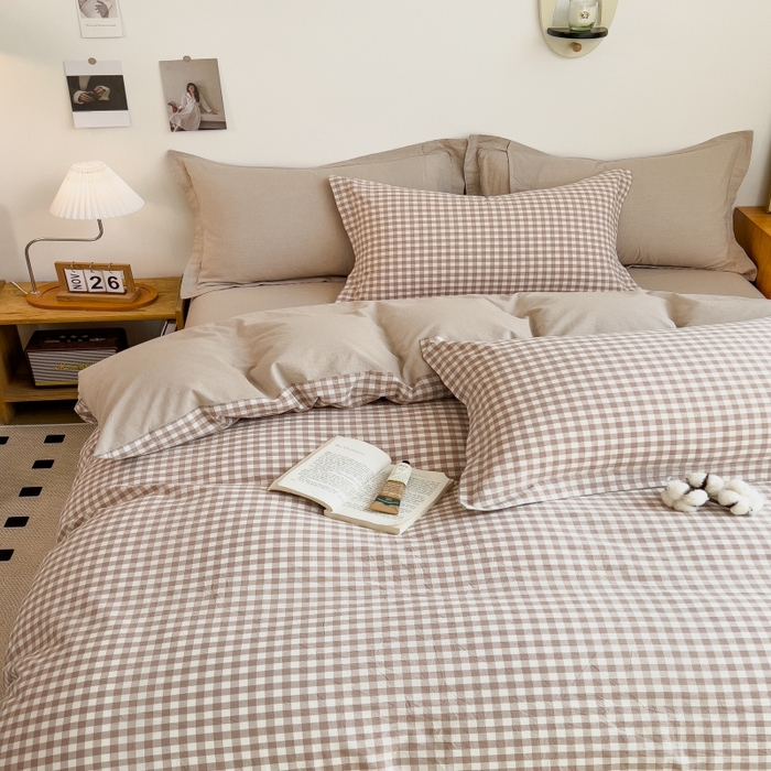 91家纺网 家纺一手货源 找家纺 2024新款无印风水洗棉亲肤简约学生三件套 咖小格