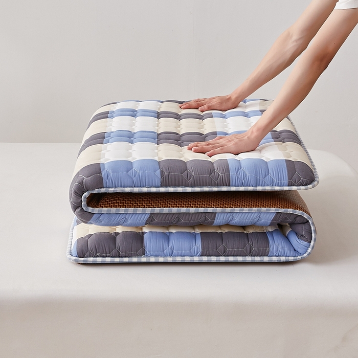 91家纺网 家纺一手货源 找家纺 卡派 2024新款大床乳胶椰棕床垫（无印家居风） 蓝大格