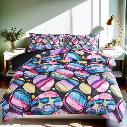 91家纺网 家纺一手货源 找家纺 （总）璐维斯家纺 20255新款 现货 外贸跨境数码印花大版被套三件套temu shein 亚马逊床品套装床单款床笠款四件套