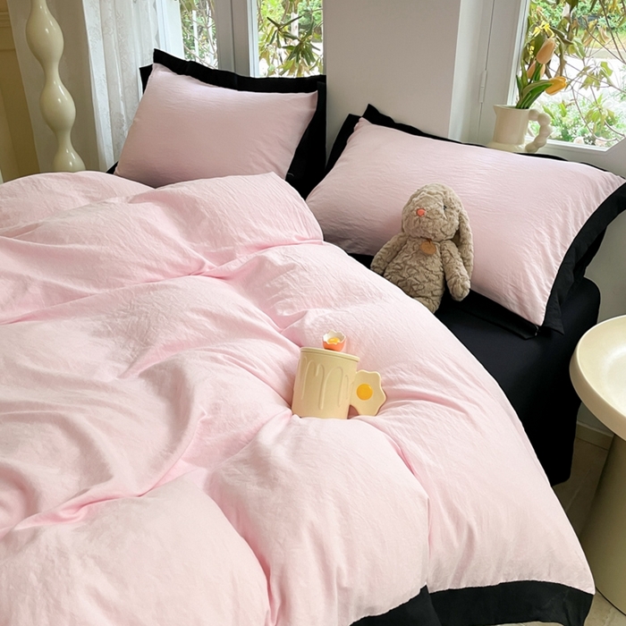 91家纺网 家纺一手货源 找家纺 慕澄家纺 2024新款美拉德风双拼四件套 美拉德-粉+黑