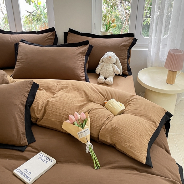 91家纺网 家纺一手货源 找家纺 慕澄家纺 2024新款美拉德风双拼四件套 美拉德深咖+浅咖