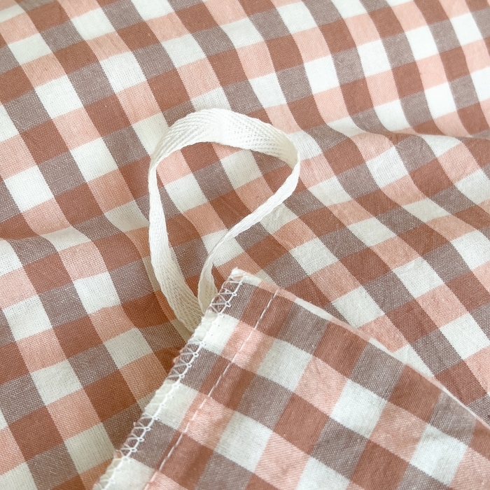 91家纺网 家纺一手货源 找家纺 2024新款无印风水洗棉亲肤简约学生三件套 玉小格