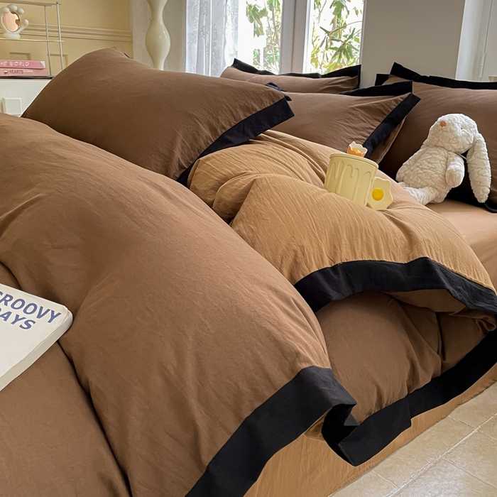 91家纺网 家纺一手货源 找家纺 慕澄家纺 2024新款美拉德风双拼四件套 美拉德深咖+浅咖