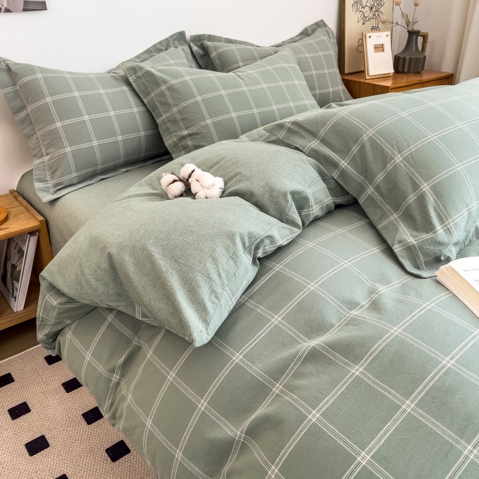 91家纺网 家纺一手货源 找家纺 2024新款无印风水洗棉亲肤简约学生三件套 格韵绿