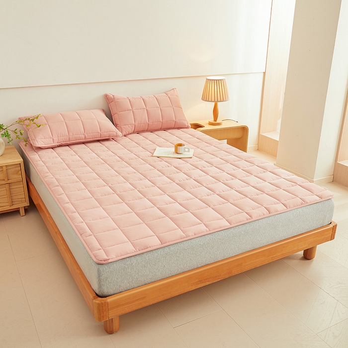 91家纺网 家纺一手货源 找家纺 3C 2024新款亲肤全棉加厚双面床护垫 仙粉