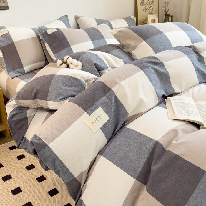 91家纺网 家纺一手货源 找家纺 2024新款无印风水洗棉亲肤简约学生三件套 深蓝大格