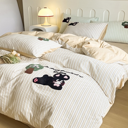 91家纺网 家纺一手货源 找家纺 （总）热卖水洗棉喵树星空床单四件套床盖套件