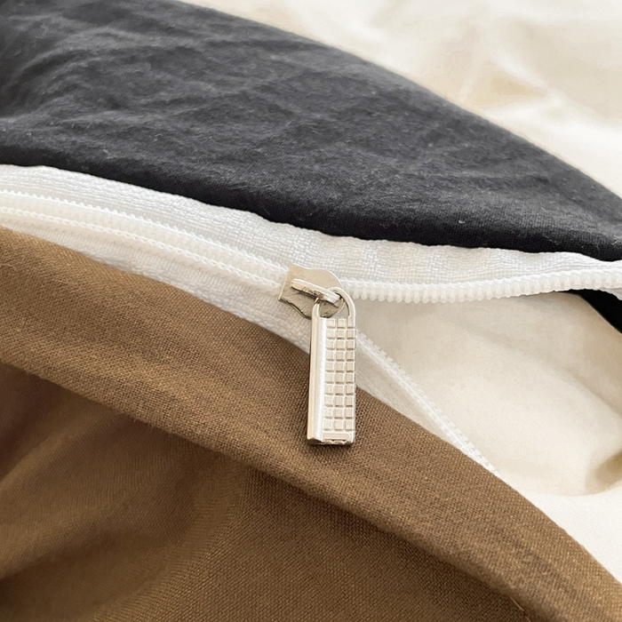 91家纺网 家纺一手货源 找家纺 慕澄家纺 2024新款美拉德风双拼四件套 美拉德-米白+深咖