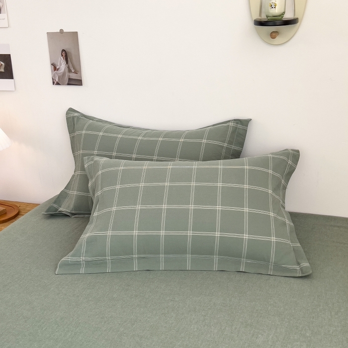 91家纺网 家纺一手货源 找家纺 2024新款无印风水洗棉亲肤简约学生三件套 格韵绿