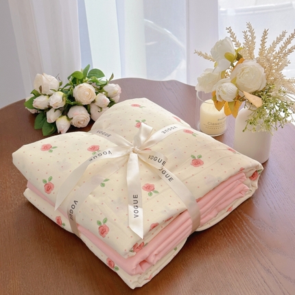 91家纺网 家纺一手货源 找家纺 （总）2025新款全棉A类小清新双层纱套件---系列三