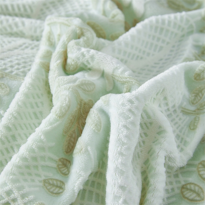 91家纺网 家纺一手货源 找家纺 2024新款A类8斤雕花绒牛奶绒四件套 秋思-绿