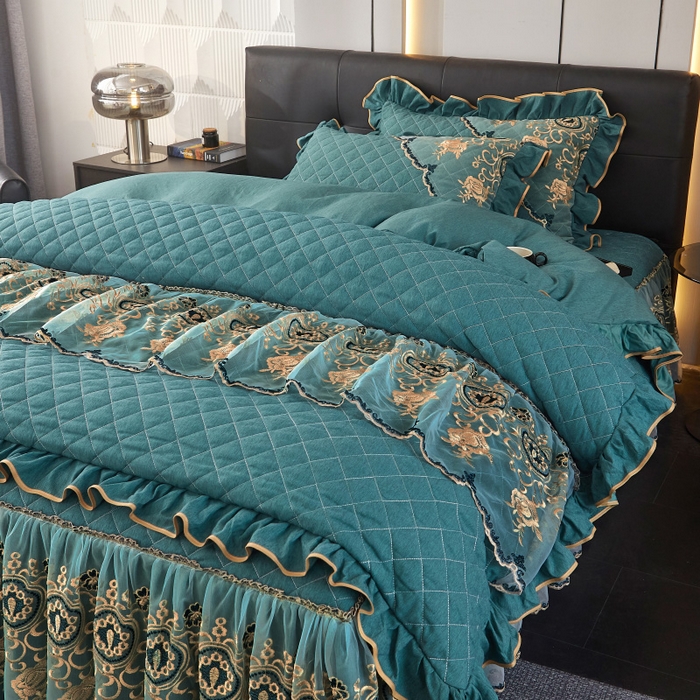 91家纺网 家纺一手货源 找家纺 罗艺轩 2024新款色织蕾丝夹棉床裙款四件套-皇家贵族 皇家贵族-黛绿色