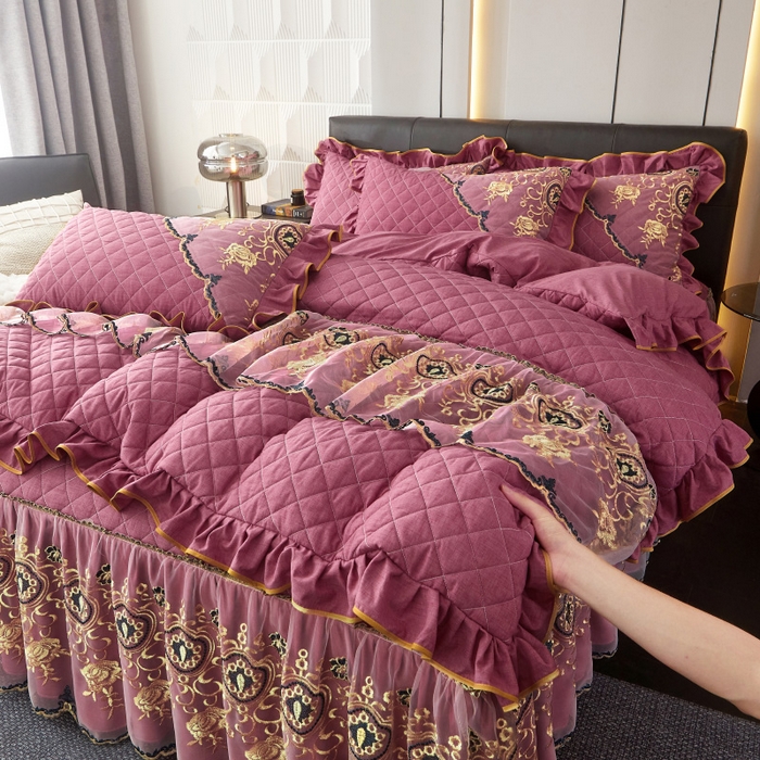 91家纺网 家纺一手货源 找家纺 罗艺轩 2024新款色织蕾丝夹棉床裙款四件套-皇家贵族 皇家贵族-珊瑚红