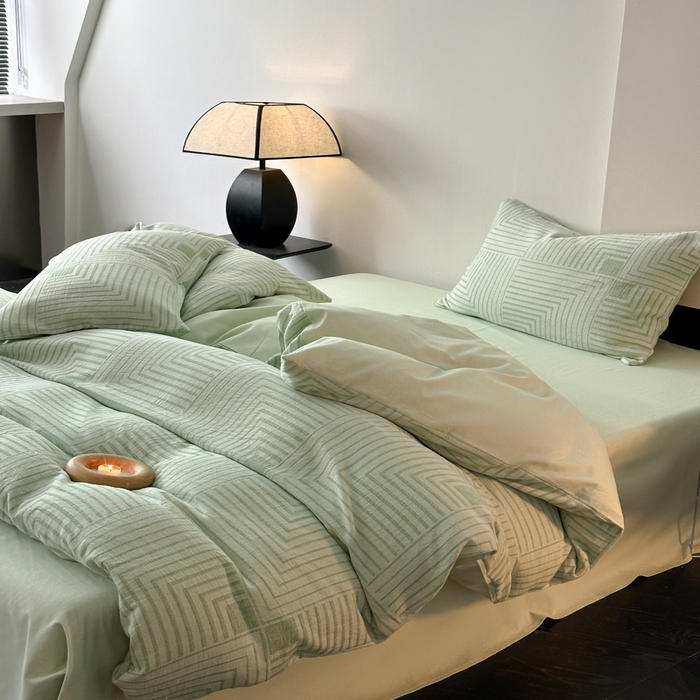 91家纺网 家纺一手货源 找家纺 博雅 2024新款全棉提花三层纱磨毛四件套（上图送2000元货款） 意象空间（绿）