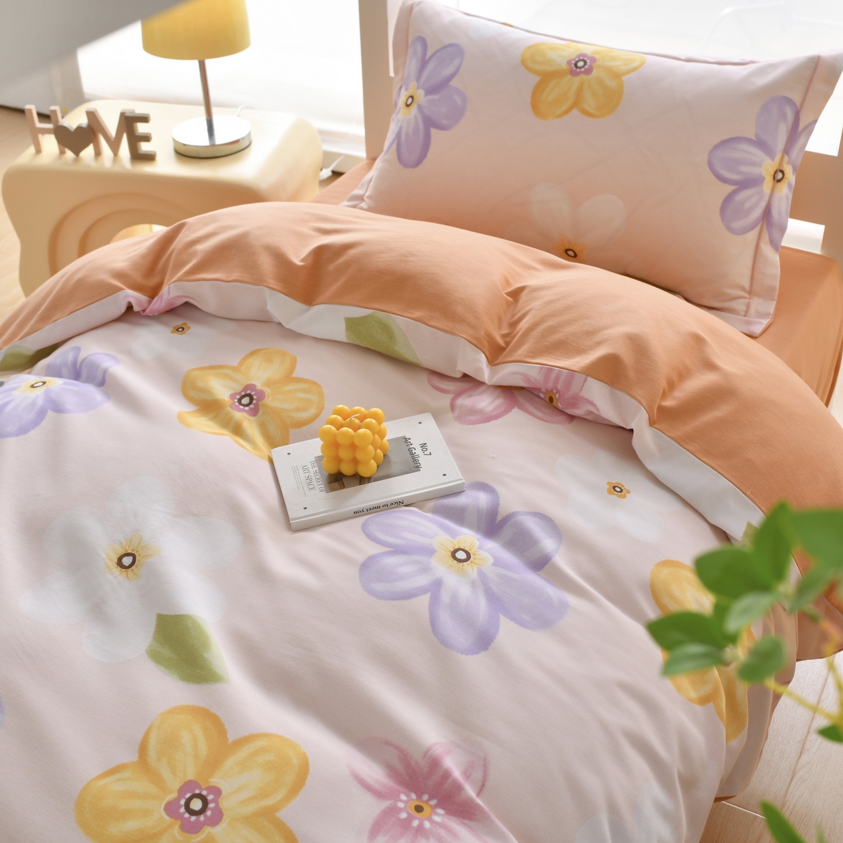 91家纺网 家纺一手货源 找家纺 优尚 2025全棉纯棉磨毛喷气印花学生三件套 花语甜心-粉