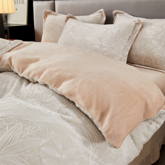 91家纺网 家纺一手货源 找家纺 2024新款A类8斤雕花绒牛奶绒四件套 芳草-黄