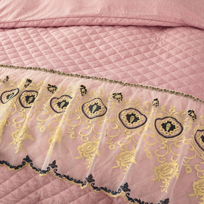 91家纺网 家纺一手货源 找家纺 罗艺轩 2024新款色织蕾丝夹棉床裙款四件套-皇家贵族 皇家贵族-香妃粉