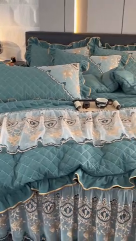 91家纺网 家纺一手货源 找家纺 罗艺轩 2024新款色织蕾丝夹棉床裙款四件套-皇家贵族 皇家贵族-黛绿色