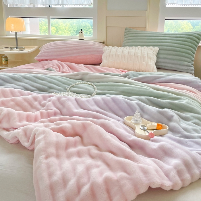 91家纺网 家纺一手货源 找家纺 言熙居家纺 2024新款AB版多功能盖毯被套 泡芙-粉绿