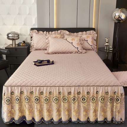 91家纺网 家纺一手货源 找家纺 （总）罗艺轩 2024新款色织蕾丝夹棉床裙三件套-皇家贵族