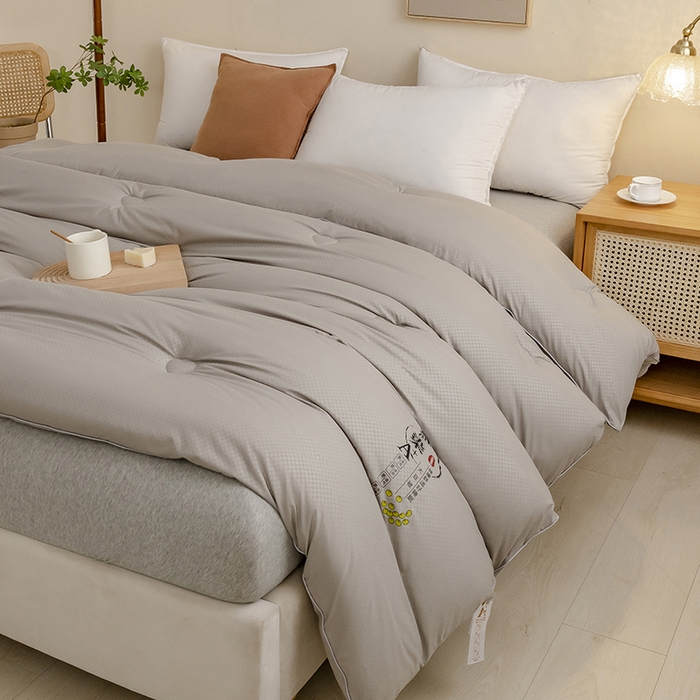 91家纺网 家纺一手货源 找家纺 优尚 2025新款华夫格水洗棉大豆被 绅士灰