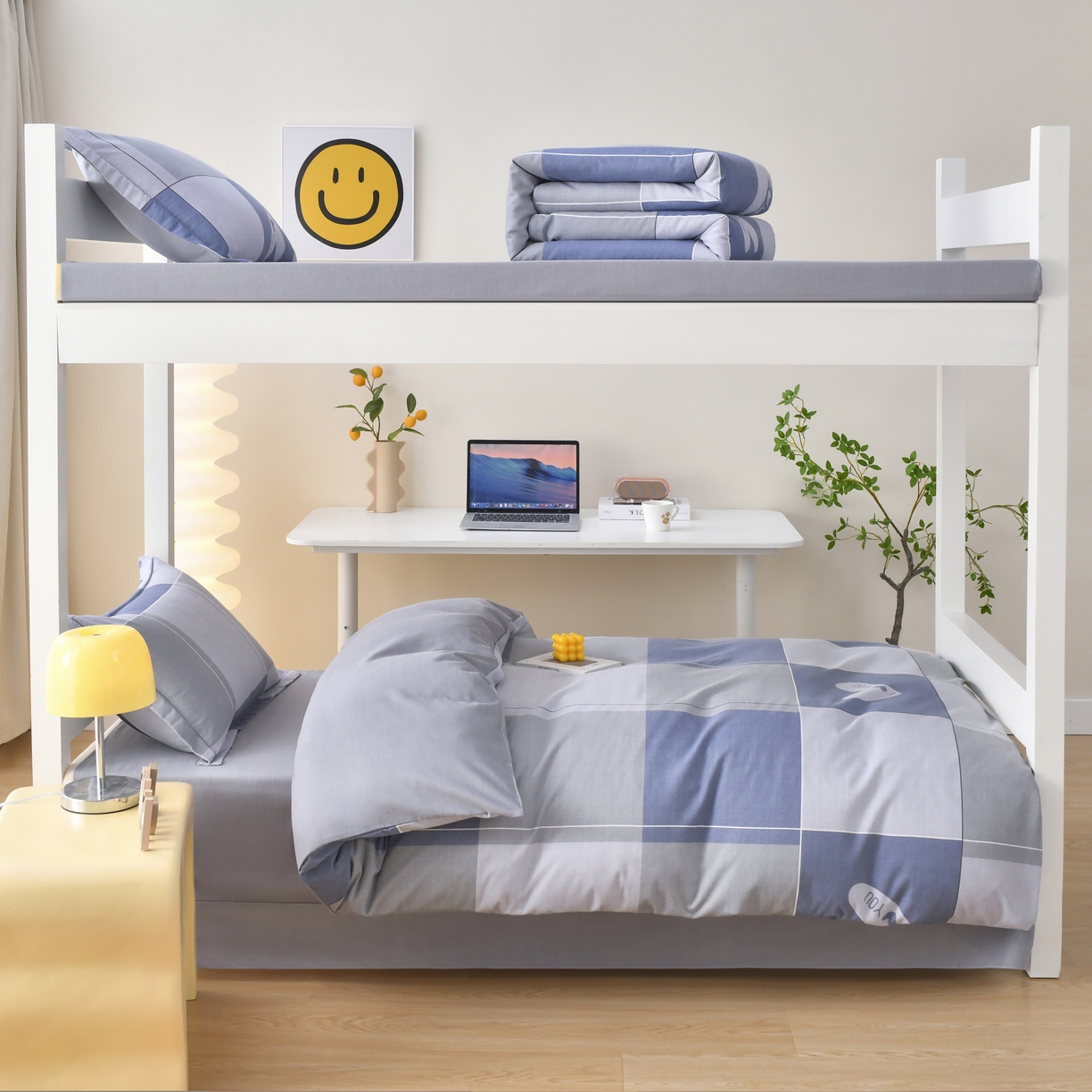 91家纺网 家纺一手货源 找家纺 优尚 2025全棉纯棉磨毛喷气印花学生三件套 蓝梦心格