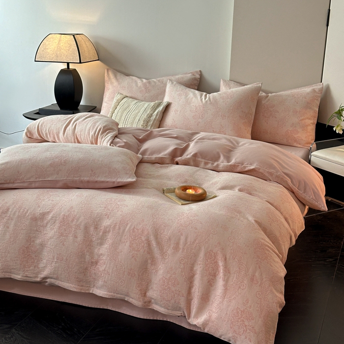 91家纺网 家纺一手货源 找家纺 博雅 2024新款全棉提花三层纱磨毛四件套（上图送2000元货款） 玫瑰面纱（粉）