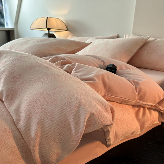 91家纺网 家纺一手货源 找家纺 博雅 2024新款全棉提花三层纱磨毛四件套（上图送2000元货款） 玫瑰面纱（粉）