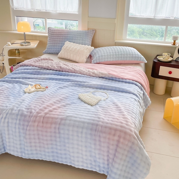 91家纺网 家纺一手货源 找家纺 言熙居家纺 2024新款AB版多功能盖毯被套 泡芙-蓝粉