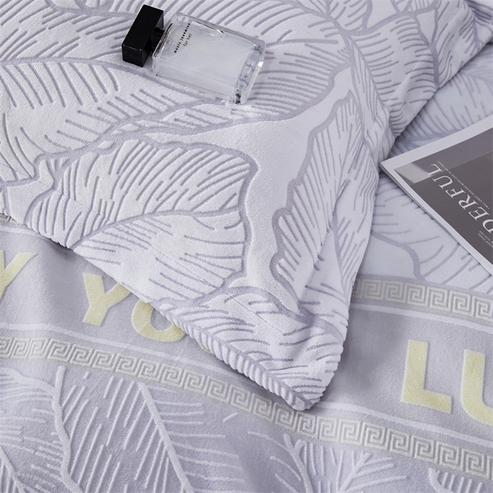 91家纺网 家纺一手货源 找家纺 2024新款A类8斤雕花绒牛奶绒四件套 叶霖-灰