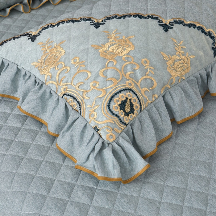 91家纺网 家纺一手货源 找家纺 罗艺轩 2024新款色织蕾丝夹棉床裙三件套-皇家贵族 皇家贵族-石青色