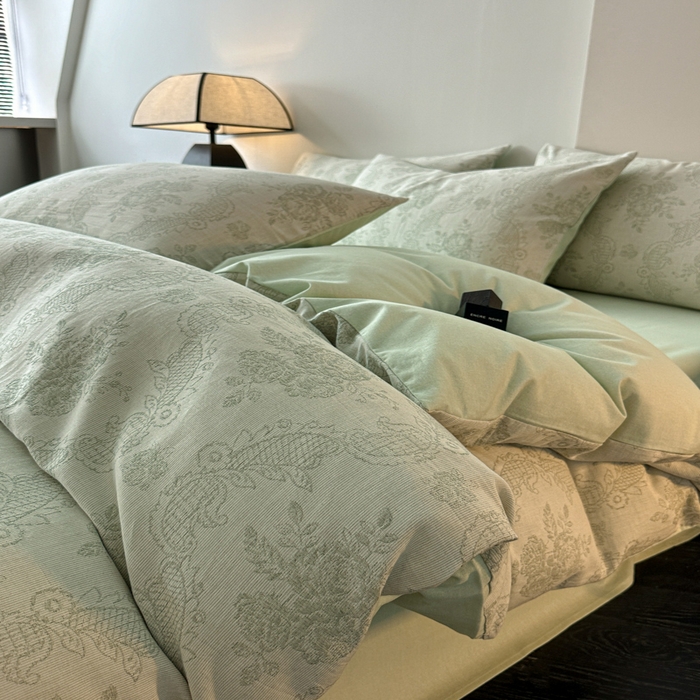 91家纺网 家纺一手货源 找家纺 博雅 2024新款全棉提花三层纱磨毛四件套（上图送2000元货款） 玫瑰面纱（绿）