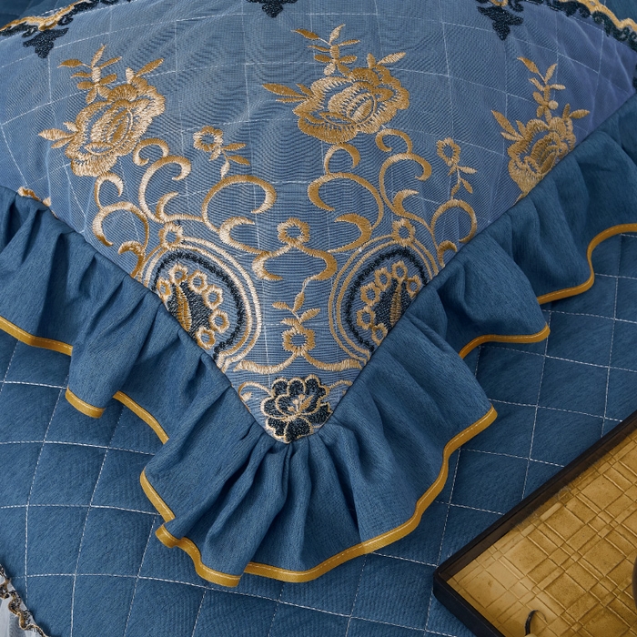 91家纺网 家纺一手货源 找家纺 （总）罗艺轩 2024新款色织蕾丝夹棉床裙三件套-皇家贵族