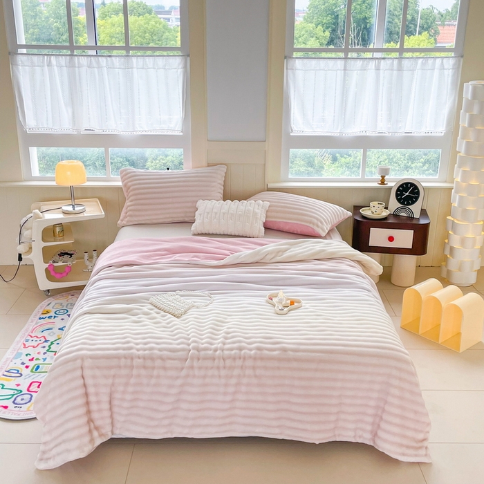 91家纺网 家纺一手货源 找家纺 言熙居家纺 2024新款AB版多功能盖毯被套 泡芙-粉白