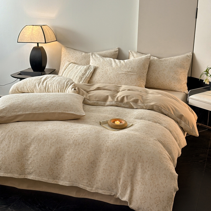 91家纺网 家纺一手货源 找家纺 博雅 2024新款全棉提花三层纱磨毛四件套（上图送2000元货款） 洛丽塔（米）