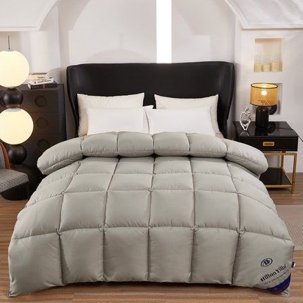 91家纺网 家纺一手货源 找家纺 美之润家纺 2025新款希尔顿酒店羽丝绒被 浅灰