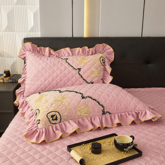 91家纺网 家纺一手货源 找家纺 罗艺轩 2024新款色织蕾丝夹棉床裙三件套-皇家贵族 皇家贵族-香妃粉