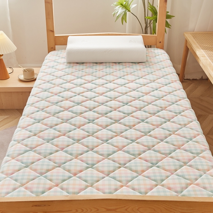 91家纺网 家纺一手货源 找家纺 卡派 2024新款单人床乳胶椰棕床垫 冰淇淋格