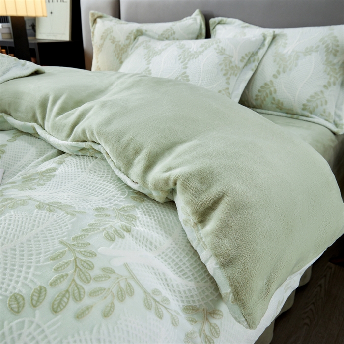 91家纺网 家纺一手货源 找家纺 2024新款A类8斤雕花绒牛奶绒四件套 秋思-绿