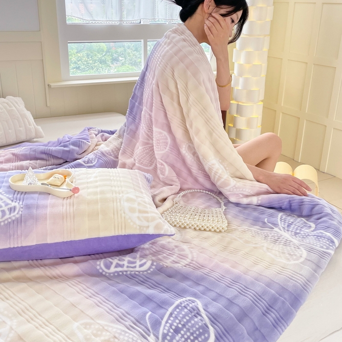 91家纺网 家纺一手货源 找家纺 言熙居家纺 2024新款AB版多功能盖毯被套 蝴蝶-粉紫