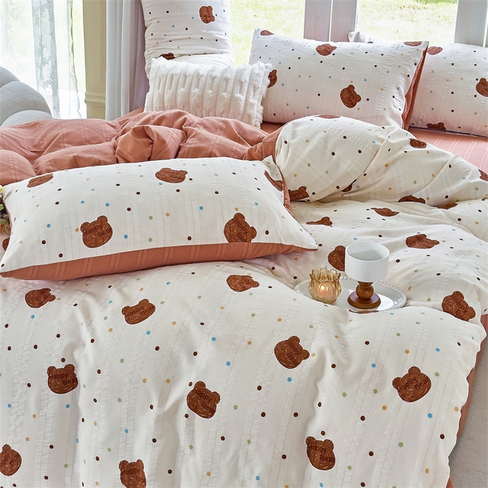 91家纺网 家纺一手货源 找家纺 富之航 2024新款云纱棉四件套现货供应 波点小熊