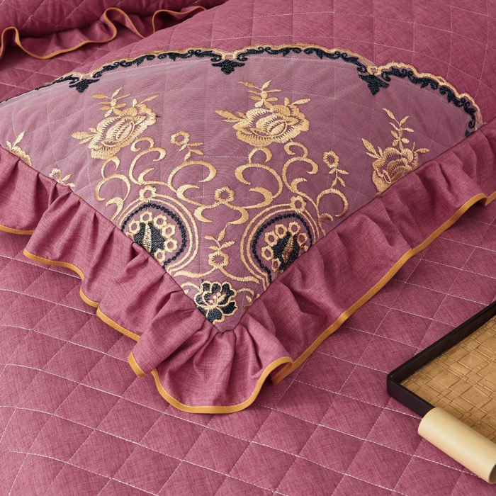 91家纺网 家纺一手货源 找家纺 罗艺轩 2024新款色织蕾丝夹棉床裙款四件套-皇家贵族 皇家贵族-珊瑚红