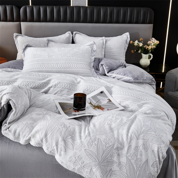 91家纺网 家纺一手货源 找家纺 2024新款A类8斤雕花绒牛奶绒四件套 芳草-灰