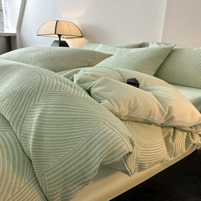 91家纺网 家纺一手货源 找家纺 博雅 2024新款全棉提花三层纱磨毛四件套（上图送2000元货款） 西西里（绿）