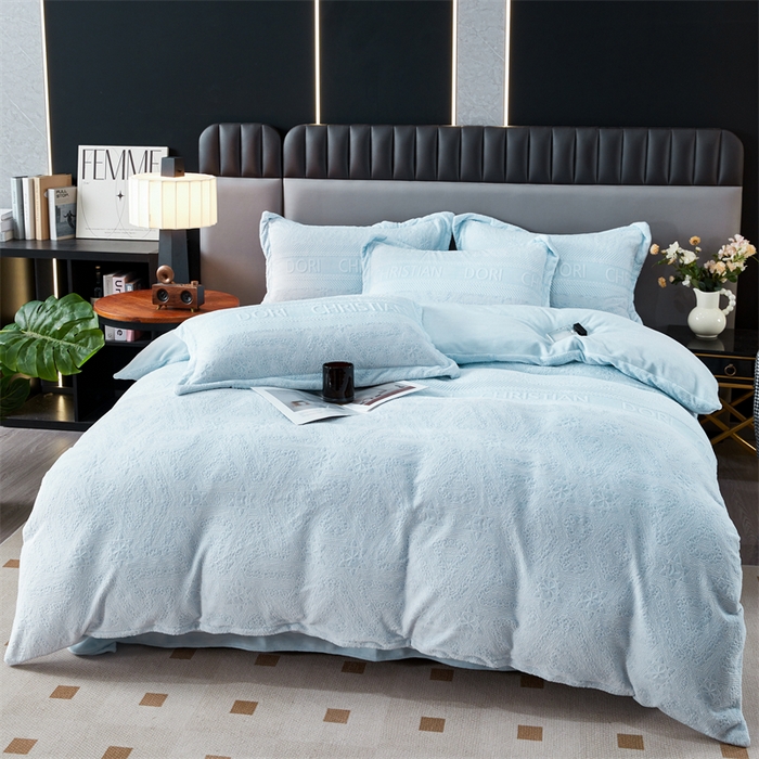 91家纺网 家纺一手货源 找家纺 2024新款A类8斤雕花绒牛奶绒四件套 梵音-蓝